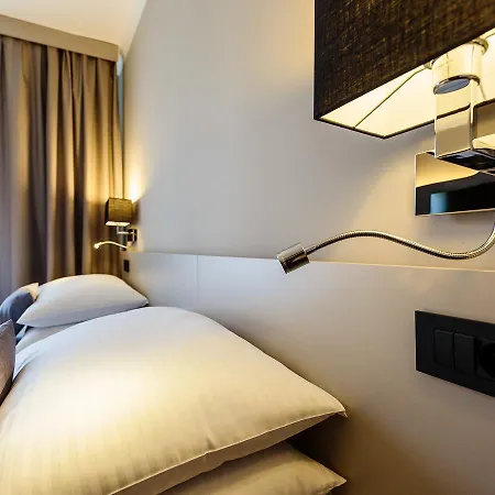 Hotel Center 3*