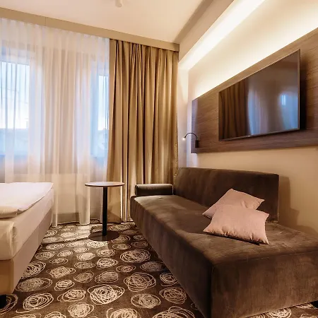 Hotel Center